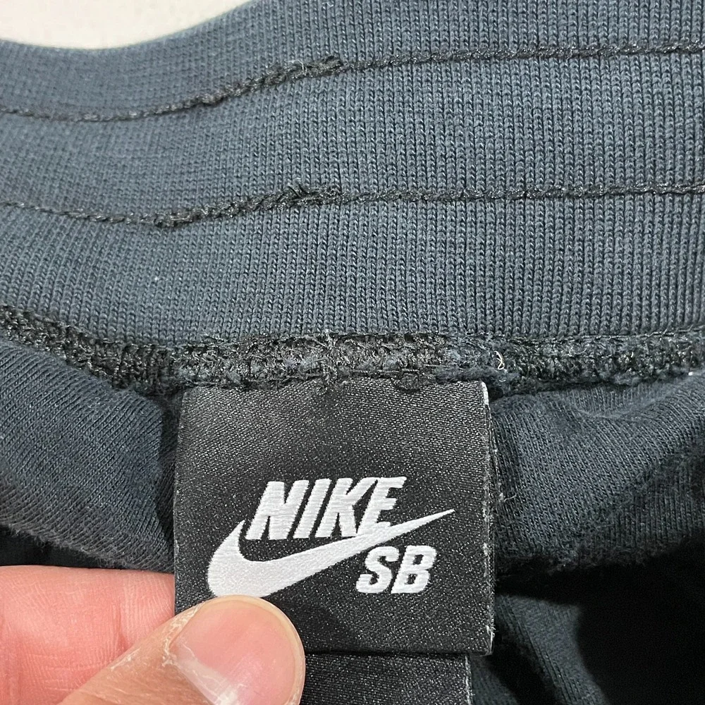 Nike SB Joggers Sweatpants Mens XL Stretch Athletic Casual Black Tapered‎